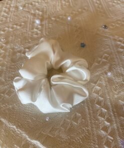 Dây cột tóc trắng hoa nhí